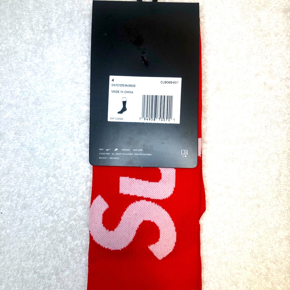 ⚠️SOLD⚠️ Supreme Nike Lightweight Crew Socks Size 10-11.5